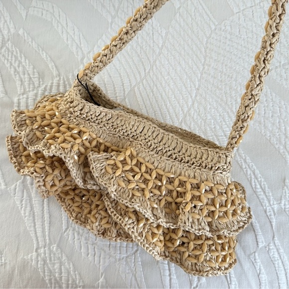 Zara ruffled bucket bag - Picture 7 of 9